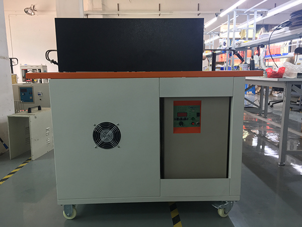 中頻感應加熱爐-環保無污染