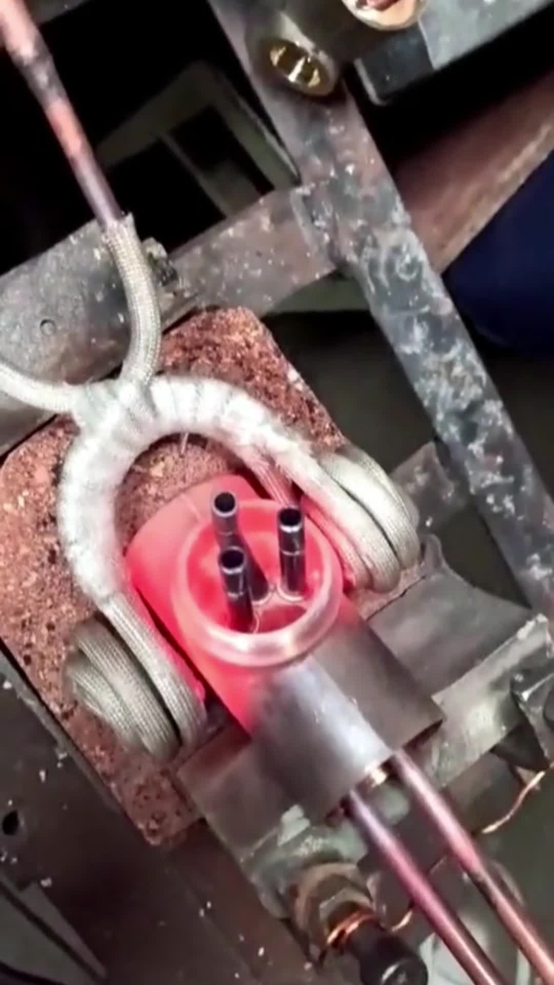 不規則銅鋁釬焊可以用高頻焊接機