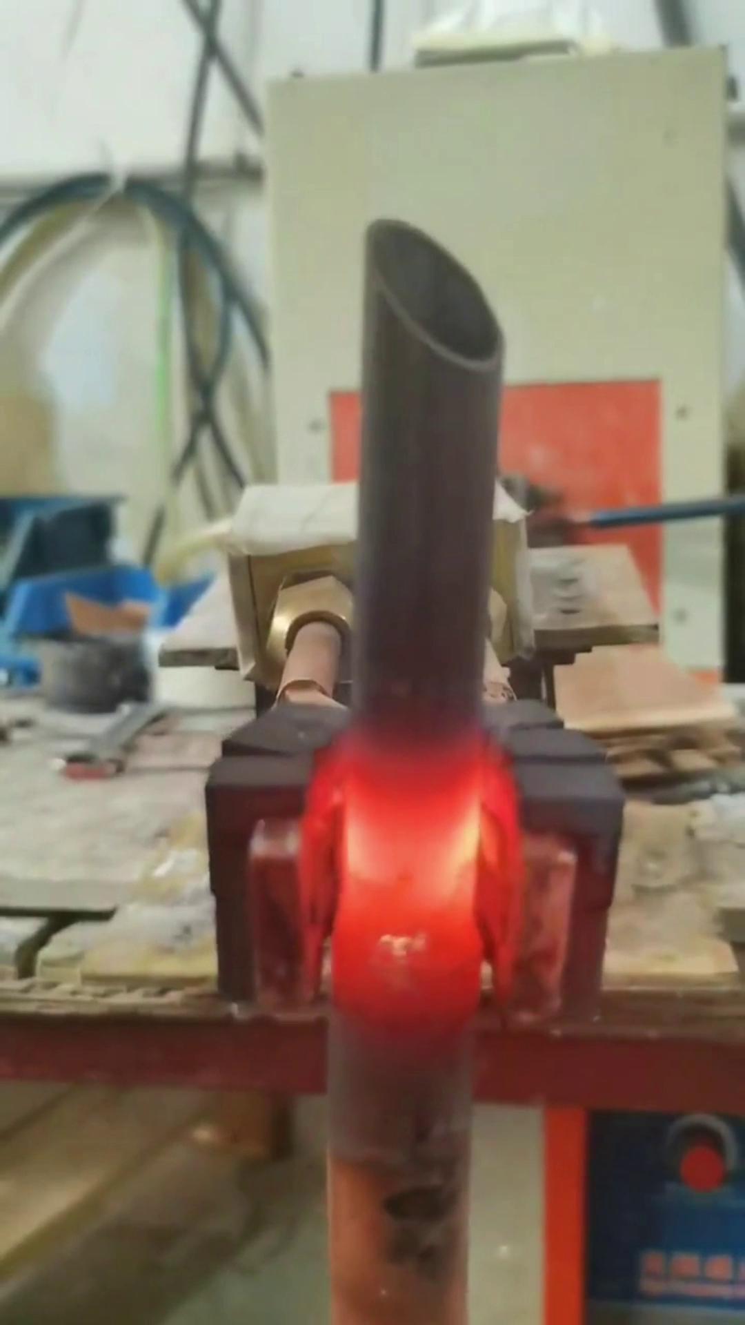 ���l���әC�������w��U���_�ھ�Ȧ����12��ĵ��~��