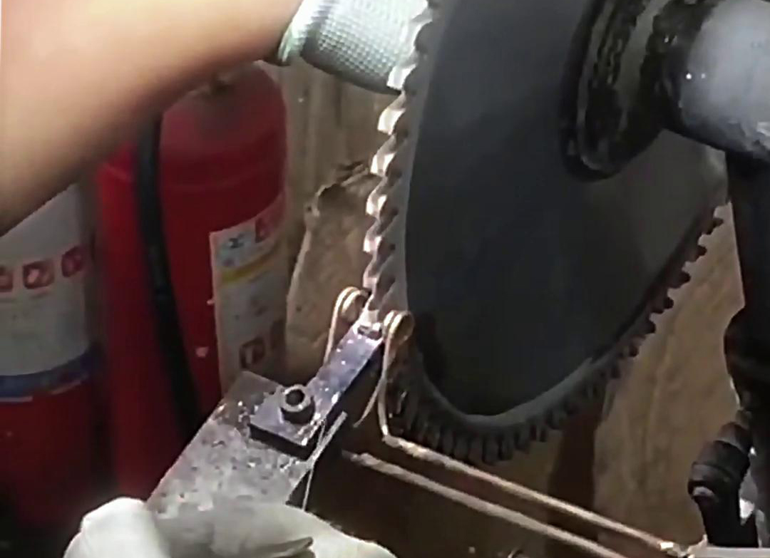 鋸齒合金高頻焊接技術：焊接領域的多面手