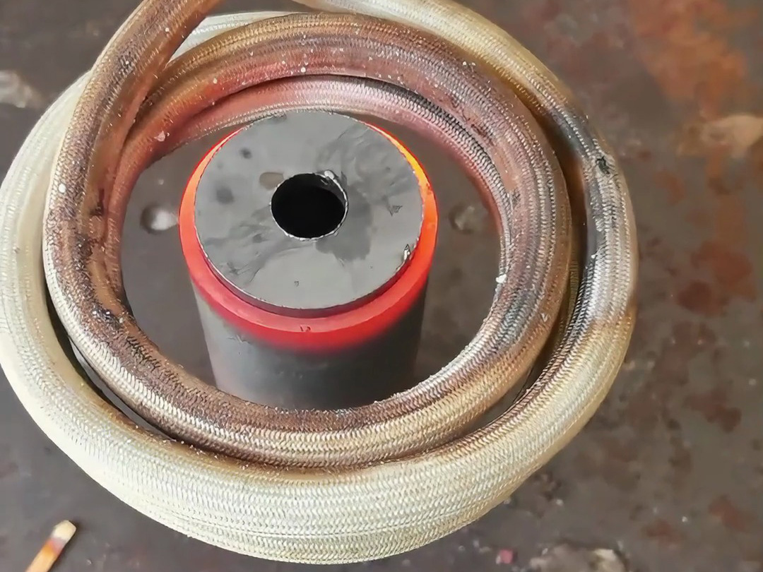 高頻加熱鋼管熱擴(kuò)裝配工藝：過盈配合的高效實現(xiàn)方案