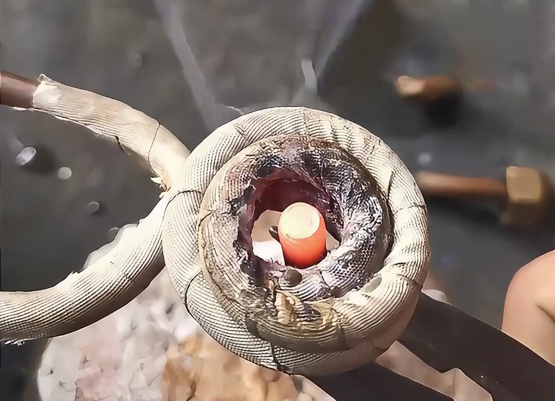 海拓高頻加熱機(jī)實測：直徑 6mm 銅螺桿 3 秒升溫破千度，強(qiáng)悍功率盡顯加熱實力