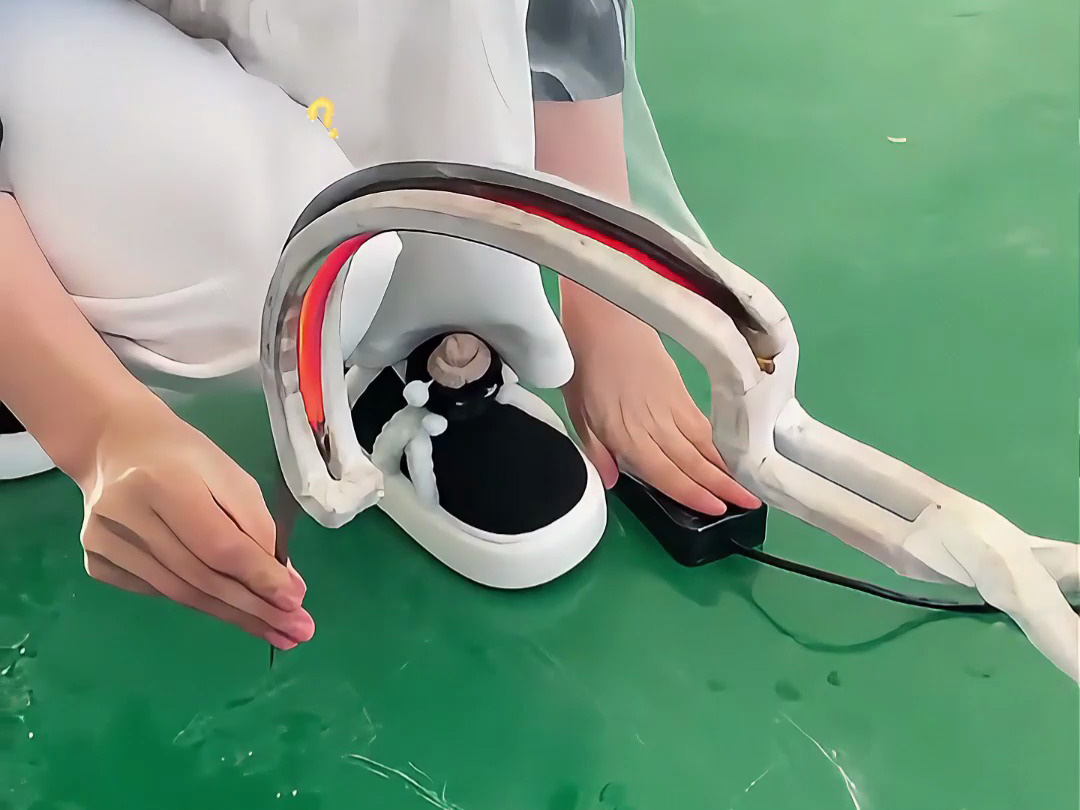 鐮刀淬火工藝大揭秘：傳統火焰 VS 感應加熱，高頻 / 超高頻怎么選？