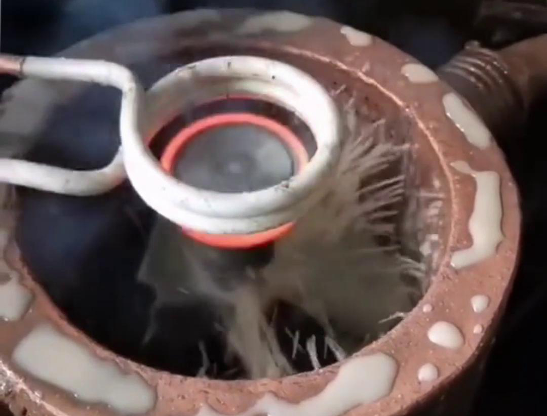 齒輪采用高頻淬火工藝具有硬度高、變形量小等顯著優(yōu)勢